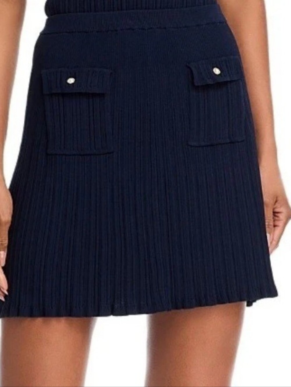 NWT French Connection Crinkle Knit 2Pocket Mini Skirt. Sizes M, L